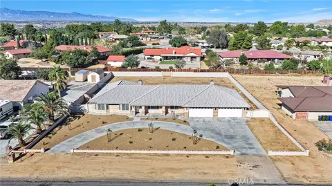 View/Area - 14704 Pamlico, Apple Valley, CA 92307 photo 3 of 12