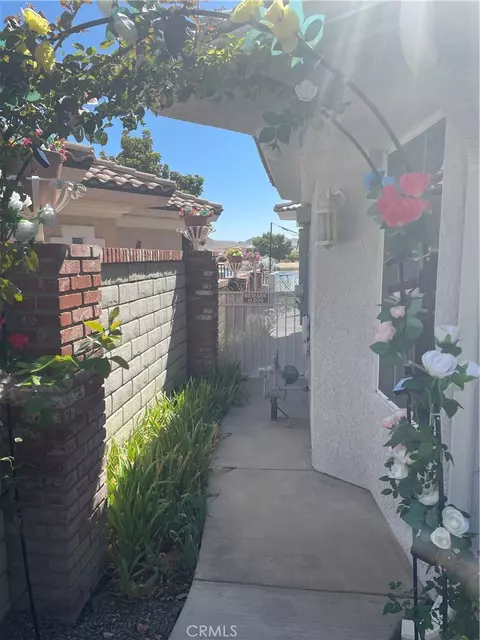 Exterior - 14501 Hurricane Ln, Helendale, CA 92342 photo 1 of 6