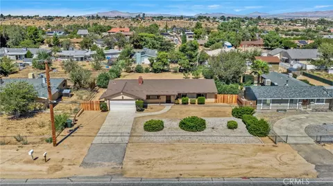View/Area - 18256 Danbury, Hesperia, CA 92345 photo 9 of 10