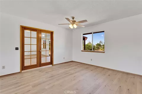 Living - 18256 Danbury, Hesperia, CA 92345 photo 6 of 9