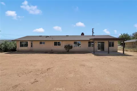 Exterior - 18256 Danbury, Hesperia, CA 92345 photo 8 of 9