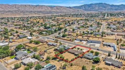 View/Area - 18256 Danbury, Hesperia, CA 92345 photo 8 of 10