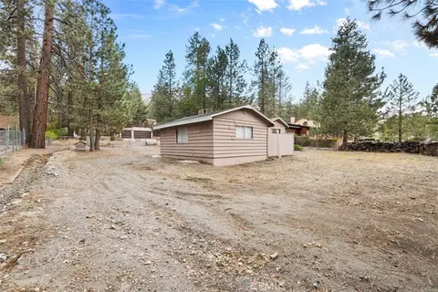 Exterior - 592 Mountain Vw, Wrightwood, CA 92397 photo 9 of 9