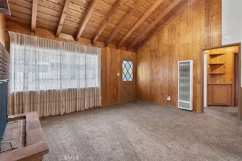 Living - 592 Mountain Vw, Wrightwood, CA 92397 photo 4 of 5