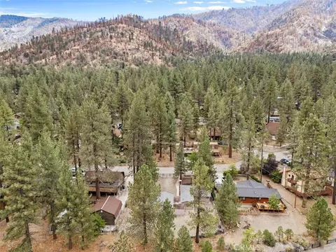 View/Area - 592 Mountain Vw, Wrightwood, CA 92397 photo 5 of 5