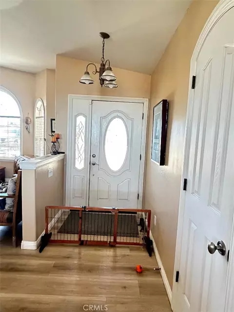 Entry Way - 10928 Lantry Ln, Oak Hills, CA 92344 photo 2 of 3