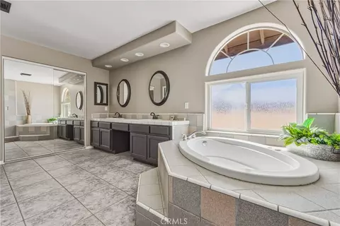 Bath - 8423 Beaver, Phelan, CA 92371 photo 1 of 8