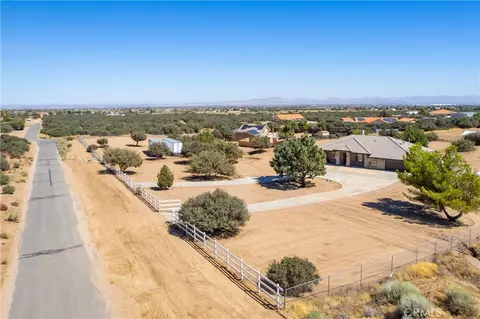 View/Area - 8423 Beaver, Phelan, CA 92371 photo 7 of 7