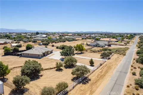 View/Area - 8423 Beaver, Phelan, CA 92371 photo 2 of 7