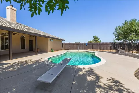 Exterior - 8423 Beaver, Phelan, CA 92371 photo 7 of 8