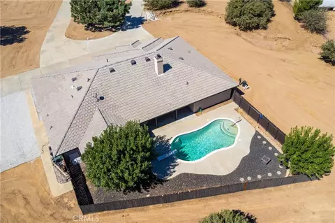 View/Area - 8423 Beaver, Phelan, CA 92371 photo 4 of 7