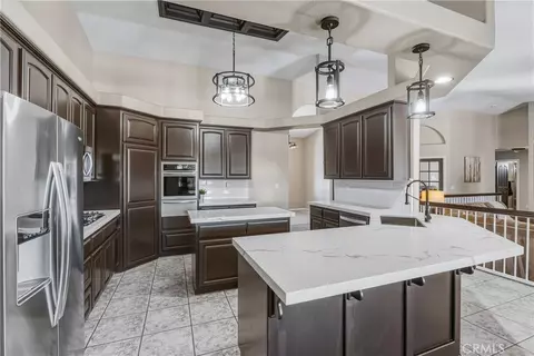 Kitchen - 8423 Beaver, Phelan, CA 92371 photo 3 of 8