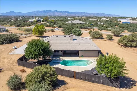 View/Area - 8423 Beaver, Phelan, CA 92371 photo 3 of 7