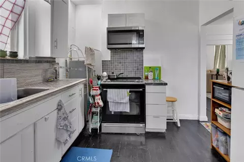 Kitchen - 518 Quivera, Needles, CA 92363 photo 2 of 3