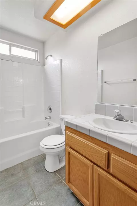 Bath - 10432 Atsina, Phelan, CA 92371 photo 2 of 8