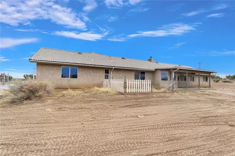Exterior - 10432 Atsina, Phelan, CA 92371 photo 6 of 9