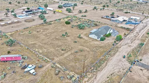 View/Area - 10432 Atsina, Phelan, CA 92371 photo 4 of 9