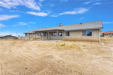 Exterior - 10432 Atsina, Phelan, CA 92371 photo 8 of 9