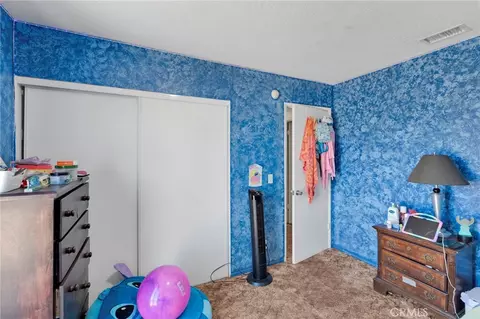 Bedroom - 10599 Oakwood, Hesperia, CA 92345 photo 3 of 3