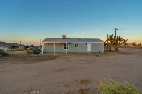 9572 Smith Rd, Phelan, CA 92371 photo 27