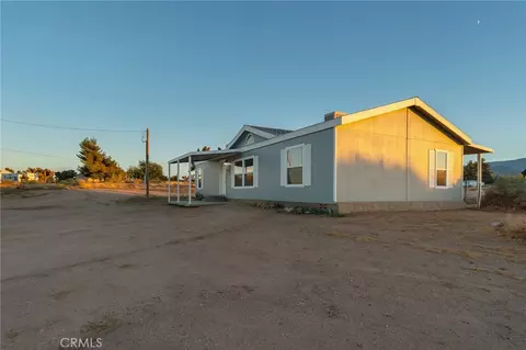 9572 Smith Rd, Phelan, CA 92371 photo 35