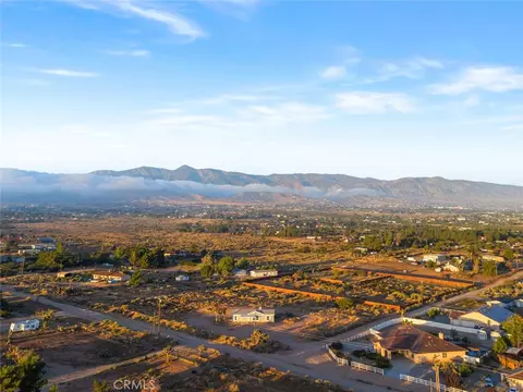 9572 Smith Rd, Phelan, CA 92371 photo 38
