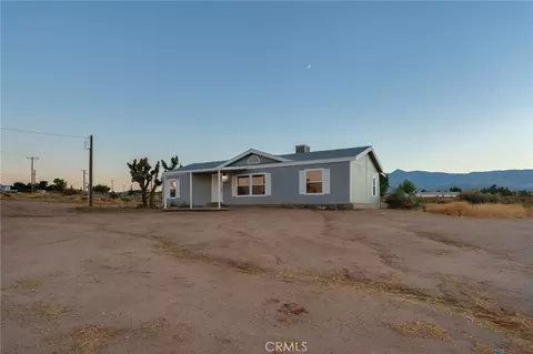 9572 Smith Rd, Phelan, CA 92371 photo 33