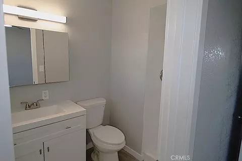Bath - 1537 De Anza, Barstow, CA 92311 photo 2 of 3