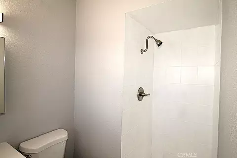 Bath - 1537 De Anza, Barstow, CA 92311 photo 3 of 3