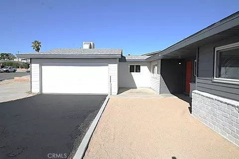 Exterior - 1537 De Anza, Barstow, CA 92311 photo 6 of 8
