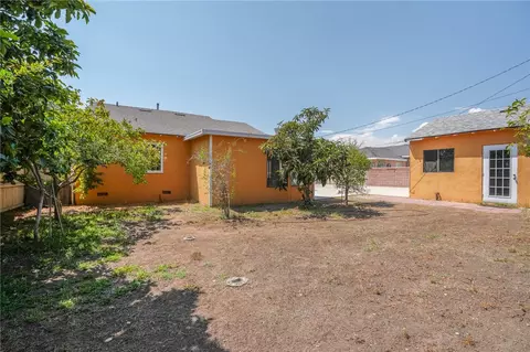 Exterior - 561 N N Park, Rialto, CA 92376 photo 6 of 7