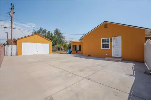 Exterior - 561 N N Park, Rialto, CA 92376 photo 5 of 7