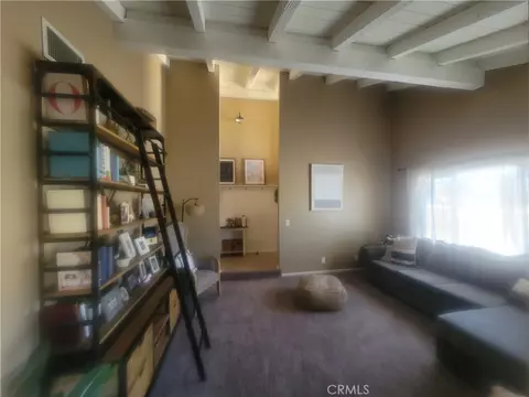 Living - 20061 Seneca, Apple Valley, CA 92307 photo 3 of 4