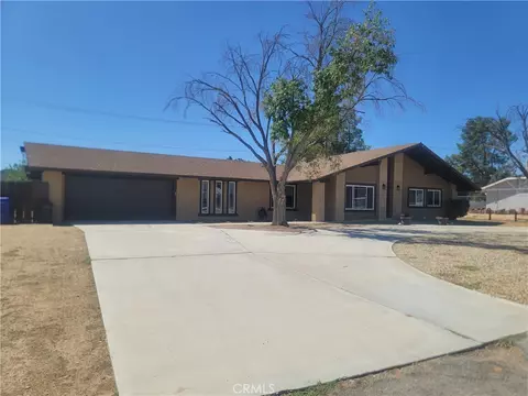 Exterior - 20061 Seneca, Apple Valley, CA 92307 photo 2 of 7