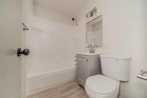 Bath - 1732 De Anza St, Barstow, CA 92311 photo 1 of 2