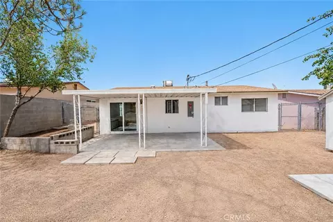 Exterior - 1732 De Anza St, Barstow, CA 92311 photo 4 of 7