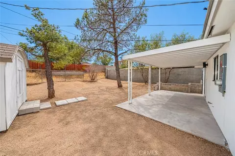 Exterior - 1732 De Anza St, Barstow, CA 92311 photo 6 of 7