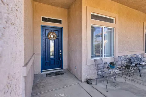 Entry Way - 9550 Lucerne, Apple Valley, CA 92308 photo 1 of 1