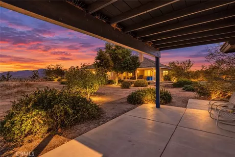 Exterior - 9550 Lucerne, Apple Valley, CA 92308 photo 7 of 8