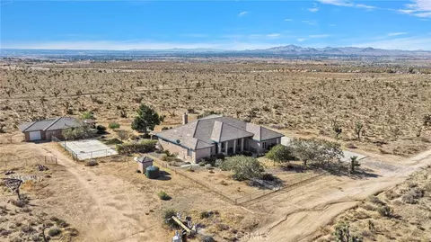 View/Area - 9550 Lucerne, Apple Valley, CA 92308 photo 10 of 10
