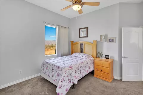 Bedroom - 9550 Lucerne, Apple Valley, CA 92308 photo 5 of 9