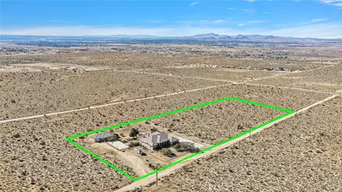 View/Area - 9550 Lucerne, Apple Valley, CA 92308 photo 7 of 10
