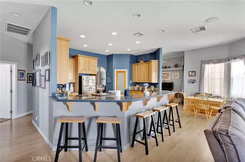 Kitchen - 9550 Lucerne, Apple Valley, CA 92308 photo 1 of 4
