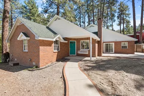 Exterior - 6013 Mill Rd, Wrightwood, CA 92397 photo 7 of 14