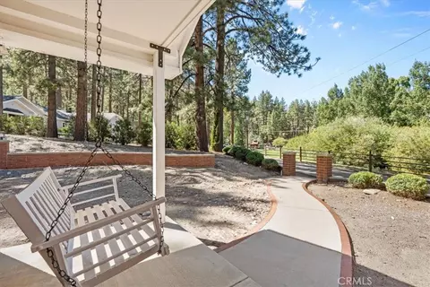 Exterior - 6013 Mill Rd, Wrightwood, CA 92397 photo 9 of 14