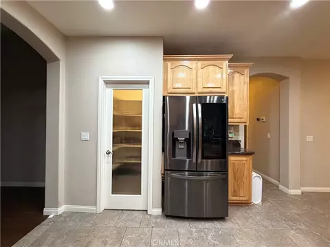 Kitchen - 28454 Waterman, Barstow, CA 92311 photo 3 of 5