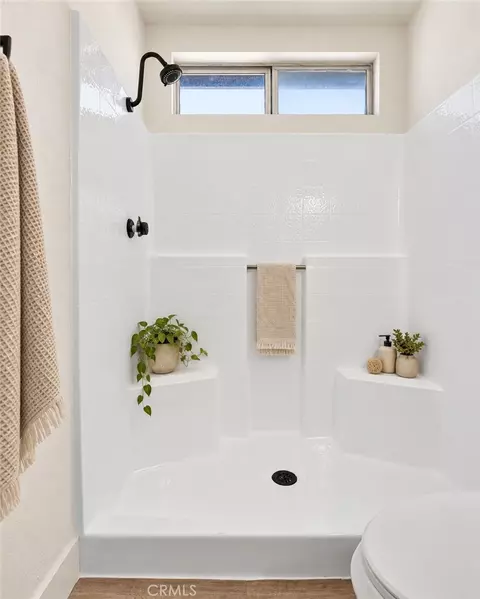 Bath - 10758 Pershing, Adelanto, CA 92301 photo 7 of 7