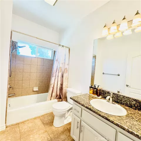 Bath - 7438 Woodcliff, Phelan, CA 92371 photo 1 of 2