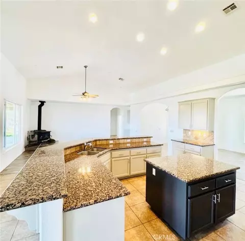 Kitchen - 7438 Woodcliff, Phelan, CA 92371 photo 1 of 7