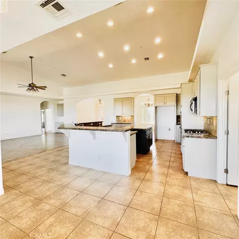 Kitchen - 7438 Woodcliff, Phelan, CA 92371 photo 7 of 7